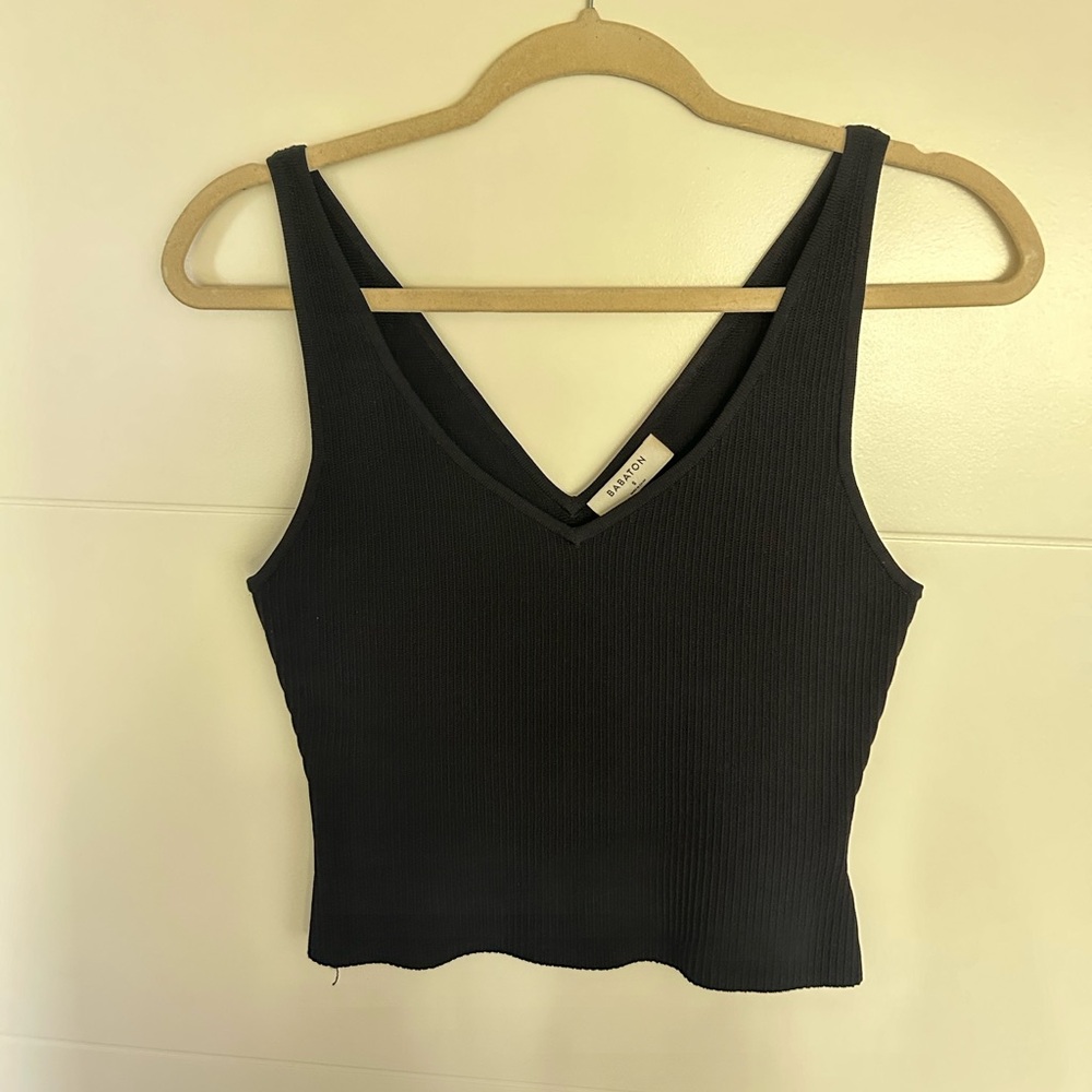 Aritzia Babaton Ribbed V-Neck Tank Top